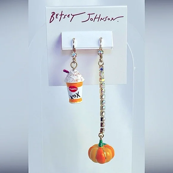 NWT Betsey Johnson Pumpkin Spice Coffee & Pumpkin Mismatch Drop Earrings - Picture 11 of 12